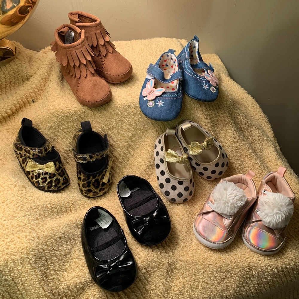 Shoes - Picture 4 of 4